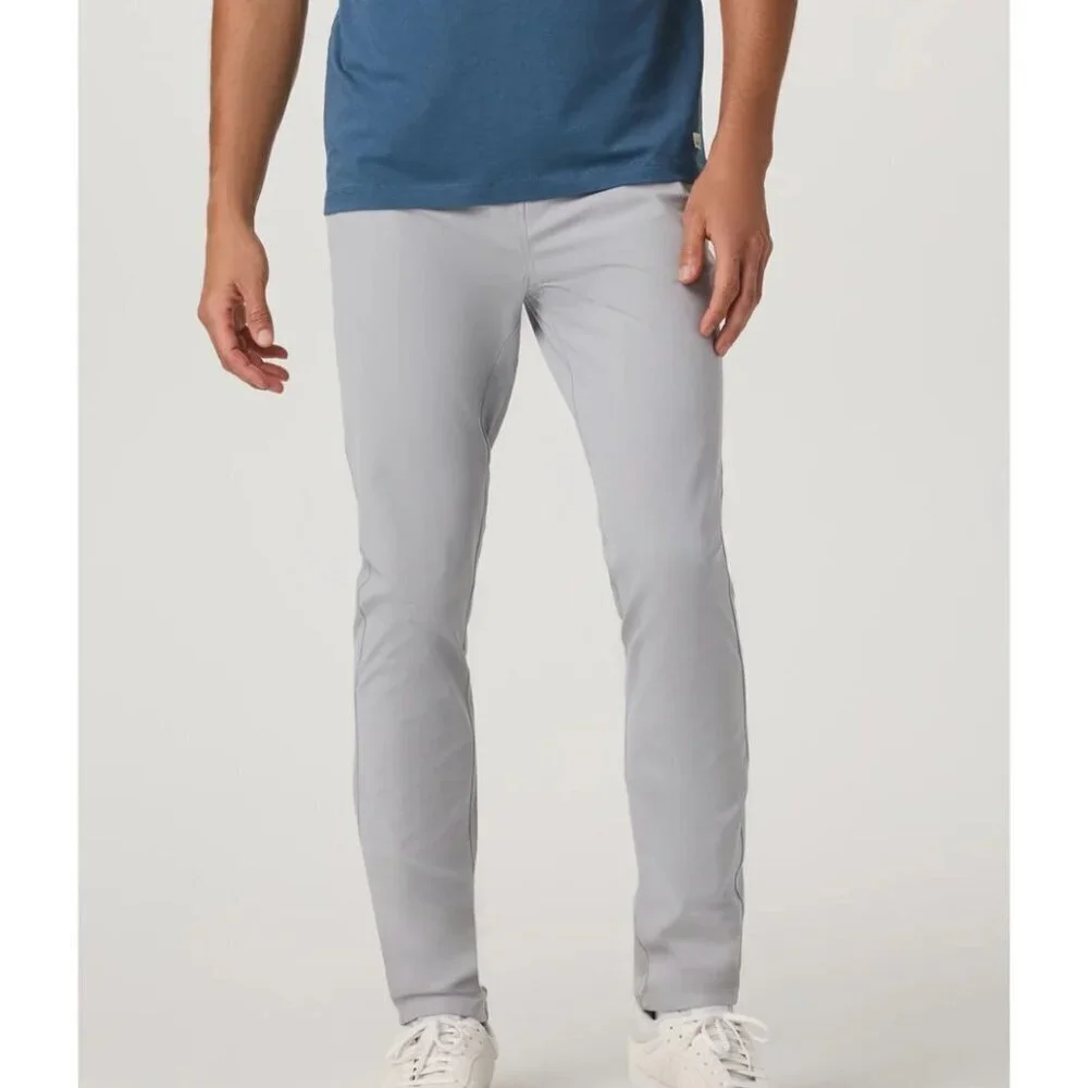 Vuori Meta Pant Athletic Slim Fit 32" in Sea Fog Gray Men's Size 33
